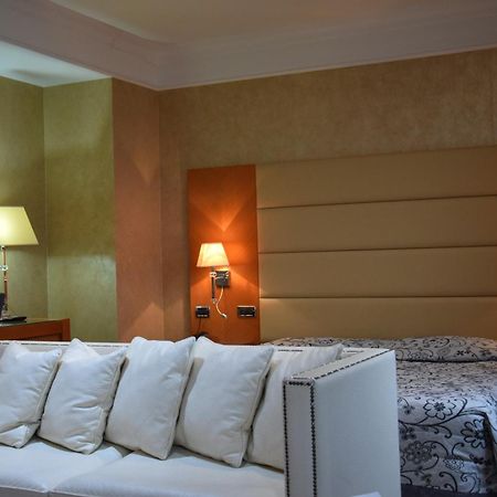โฮเต็ล เปรูเซีย ลา วิลลา Hotel เปรูจา ภายนอก รูปภาพ